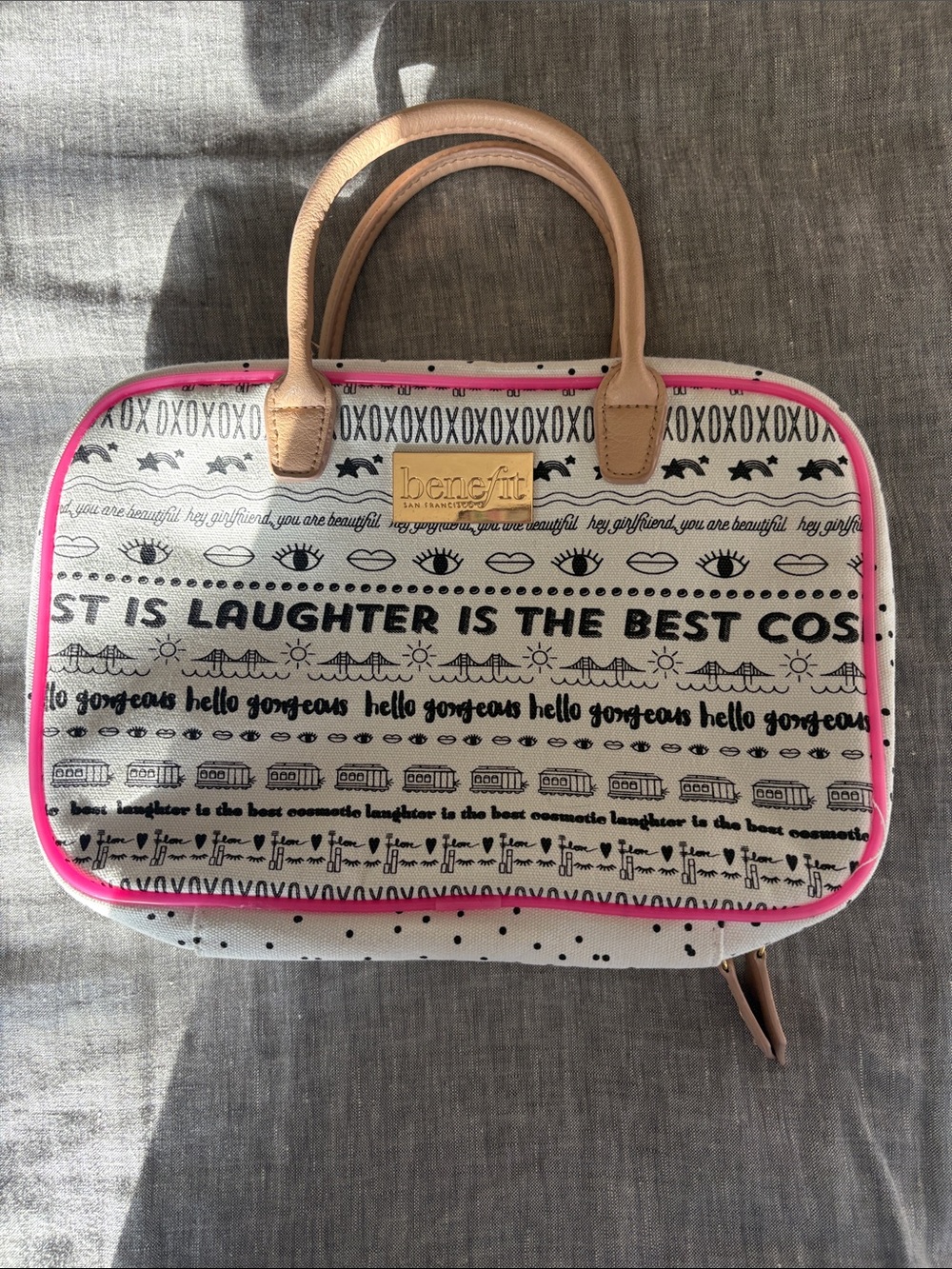 Benefit Cosmetics Large Travel Size Cosmetic Bag